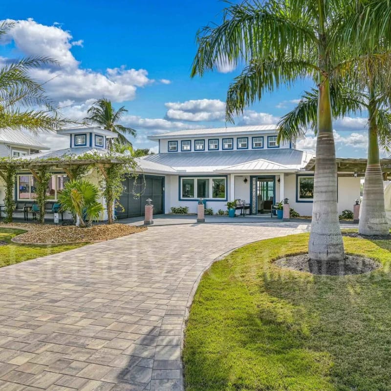 Channel Pointe | Waterfront Luxury Escape